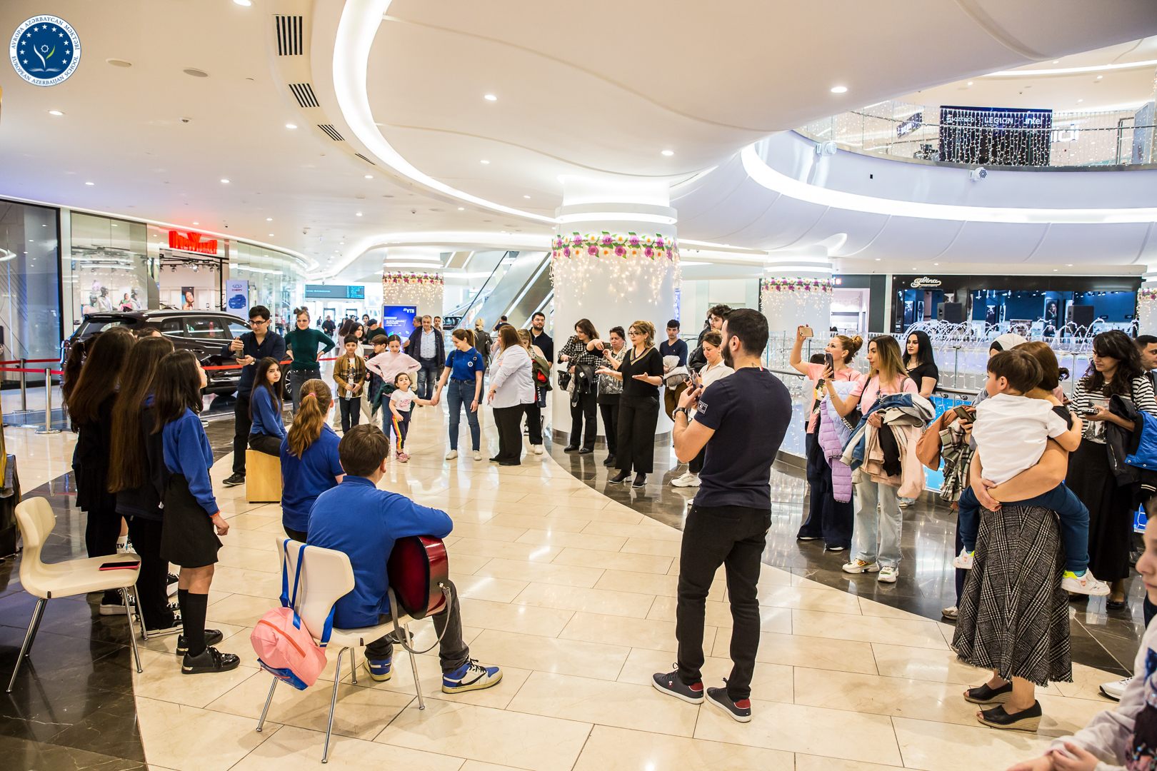 EAS Shines at Daniz Mall: A Showcase of Fantastic Teachers, Students